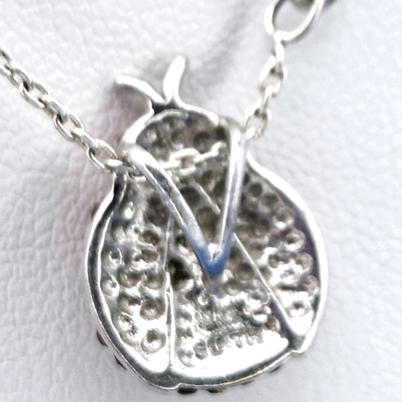 925 Sterling Silver Red Black Crystal CZ Ladybug Pendant 2mm 925 Rolo Chain - Picture 4 of 6